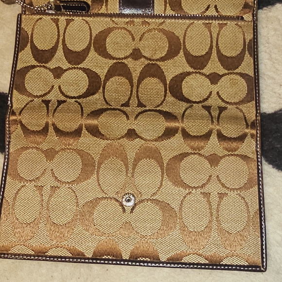 Coach wallet in preloved condition - Picture 5 of 5